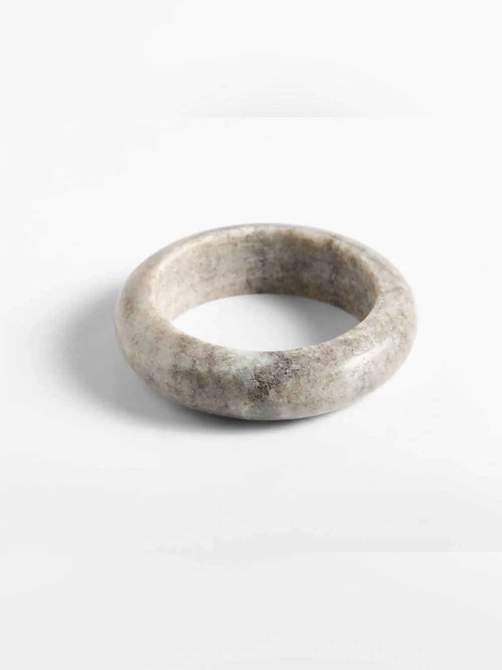 Crate&Barrel Marble-Look Neutral Napkin Ring ( Set of 6 )